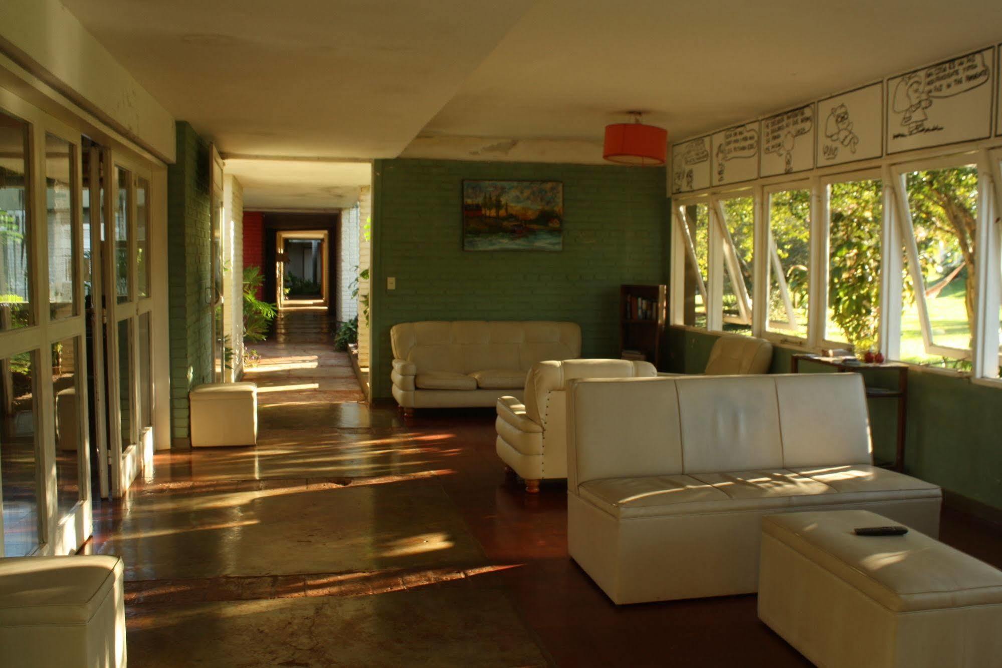 Sihostel Сан Игнасио Екстериор снимка